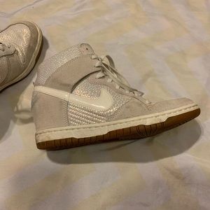nike sky high dunks